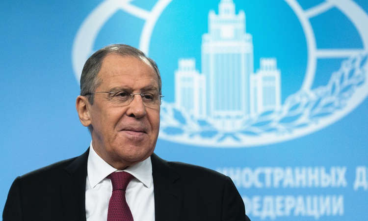Rusya Dışişleri Bakanı Lavrov, Manama temaslarının ardından Tahran'a gitti: Gelişmeler Takip Ediliyor