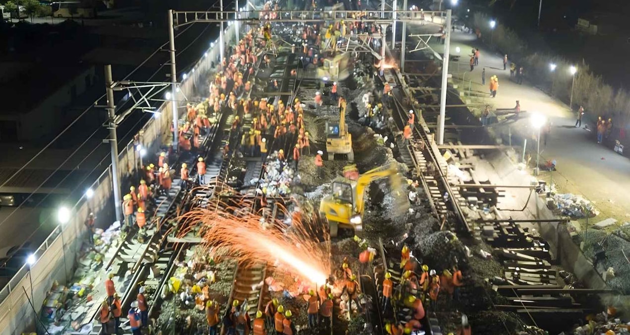 Ayrıntılar Netleşti: Sadece 9 saatte tren hattı inşa ettiler: 7 saatten 90 dakikaya gerileme kaydetti - Son Da