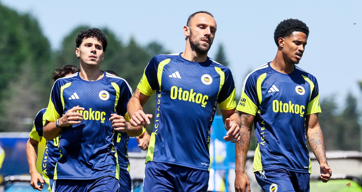 Gündemden Son Bilgiler: Sahayı sedyeyle terk etti! Fenerbahçe'ye bir sakatlık şoku daha - En Son Haber: Gelişm