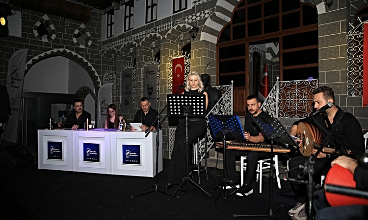Şair ve yazar Cahit Sıtkı Tarancı, vefatının 70. yıl dönümünde şiirlerle anıldı: Gelişmeler Takip Ediliyor