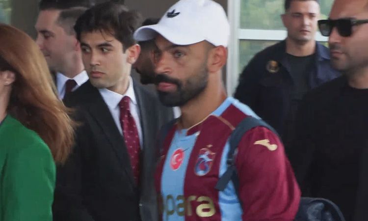 Kritik Açıklama: Salah İstanbul'da Sağlık Kontrolünden Geçti, Trabzonspor İçin İmza Anı Yaklaşıyor - Son Dakik