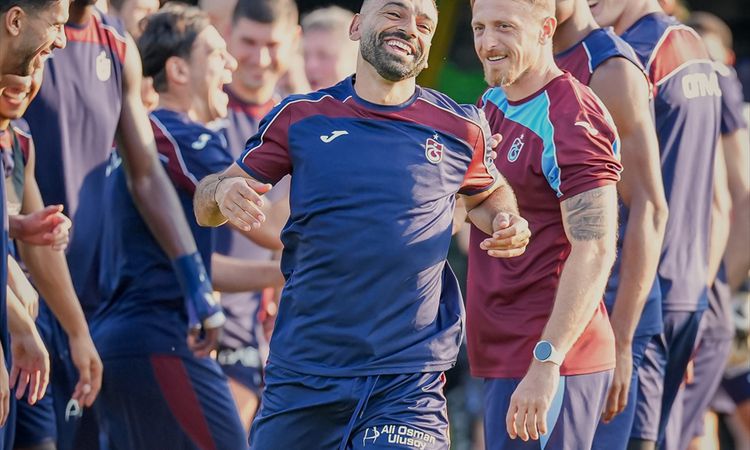 Salah Trabzonspor'da ilk antrenmana çıktı - Son Dakika Haberleri - Son Dakika Bilgileri
