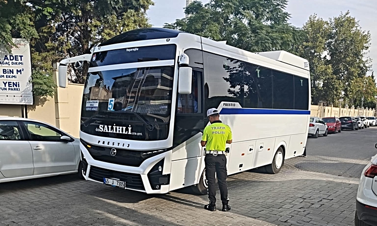 Salihli’de okul servislerine sıkı denetim | İşte Tüm Ayrıntılar