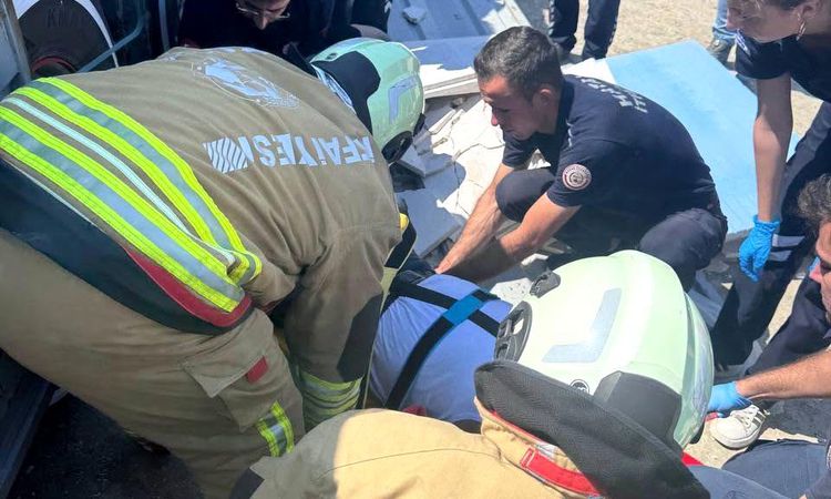 The worker who was stuck under a truck in Samandağ was injured - Breaking News