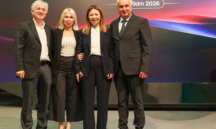 Samsun'da 5 araçlı zincirleme kazada AÜ Rektörü Özlenen Özkan ve eşi yaralandı - Son Dakika Bilgileri