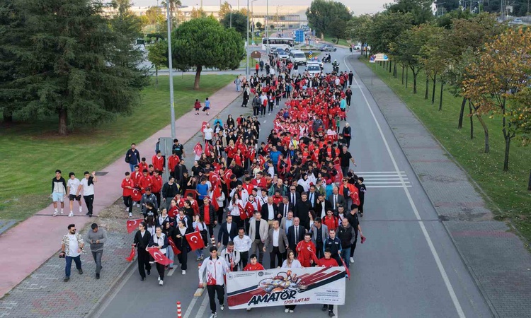 Samsun'da Amatör Spor Haftası yürüyüş ve spor gösterileriyle kutlandı ve Merak Edilenler
