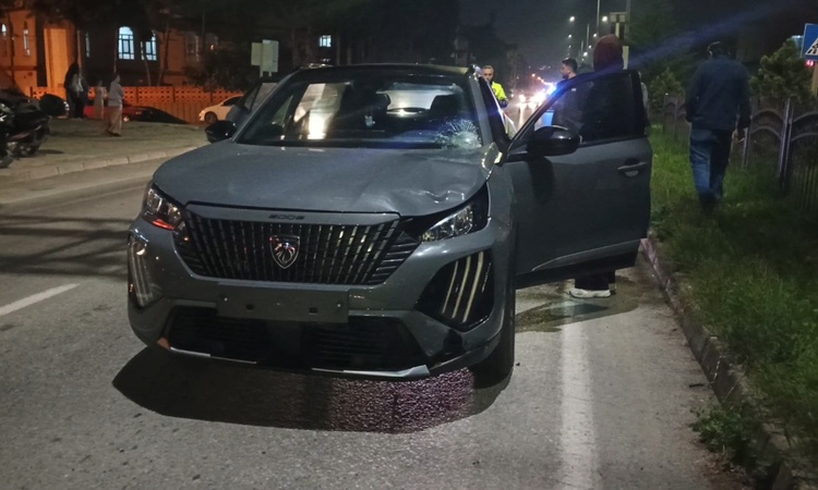 Samsun Bafra'da otomobil bisiklet sürücüsüne çarparak ağır yaraladı ve Merak Edilenler