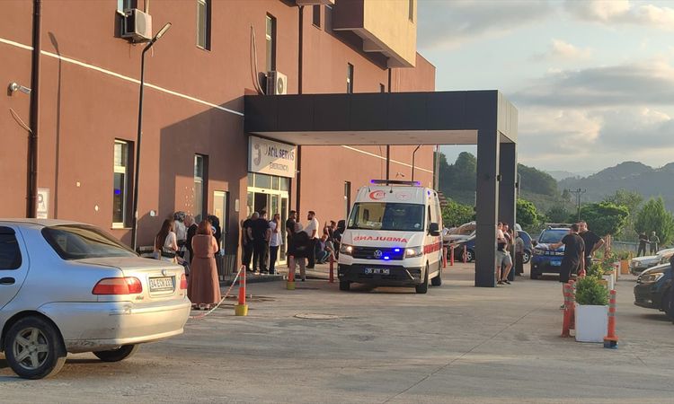 Son Gelişme: Samsun’da devrilen traktörün altında kalan sürücü öldü - Son Dakika: Gelişmeler Takip Ediliyor