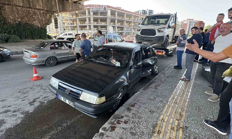 Ayrıntılar Netleşti: Samsun'da kavşakta çarpışma: 1 yaralı - Son Dakika - Son Dakika Bilgileri