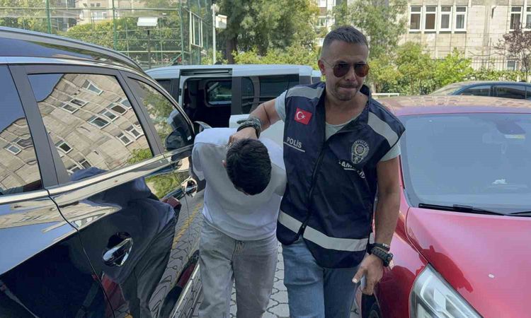 Gündemden Son Bilgiler: Samsun'da Kız Arkadaşına İşkence İddiası: yakalanarak gözaltına sevk edildi - Son Daki