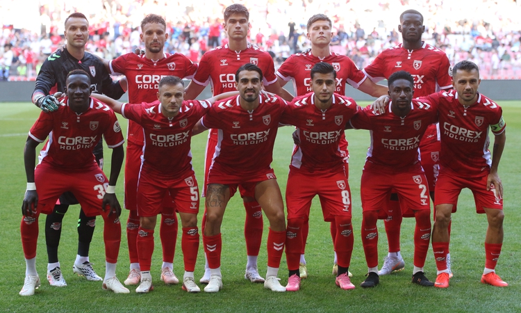 Samsunspor'da 7 futbolcu özel programla, 5 oyuncu milli takım kampında çalışacak - Son Dakika Bilgileri