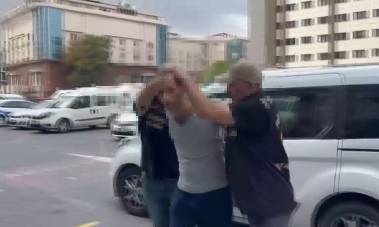 Son Gelişme: Sanal medyadan Cumhurbaşkanı'na hakaret eden şüpheli gözaltı işlemi uygulandı - Son Dakika: Geliş