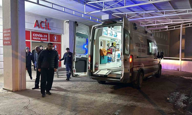 Ayrıntılar Netleşti: Şanlıurfa’da akrabalar arasında kavga: 5 yaralı - Son Dakika Haberleri - Son Dakika Bilgi