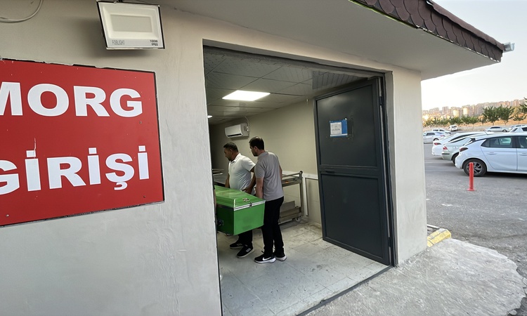 Şanlıurfa'da ters dönen otomobilin sürücüsü hastanede kurtarılamadı - Son Dakika Bilgileri