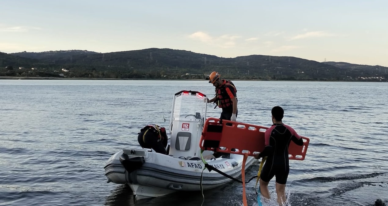 Gündemden Son Bilgiler: Sapanca Gölü'ne dalış yapan kişi boğuldu - Haberleri - Son Dakika Bilgileri