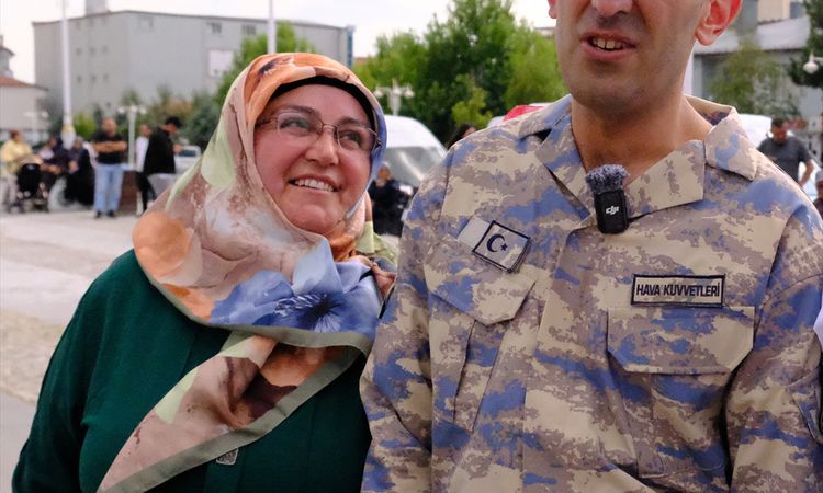 Şarkışla'da engelli Yusuf için temsili asker eğlencesi - Son Dakika Haberleri ve Merak Edilenler