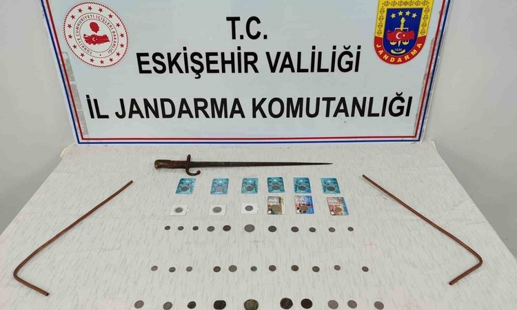 Satılmaya hazırlanan tarihi eserler ele geçirildi: Gelişmeler Takip Ediliyor