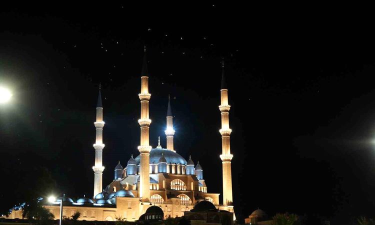 Greetings rising from Selimiye Mosque were recited for the martyrs of July 15 - News