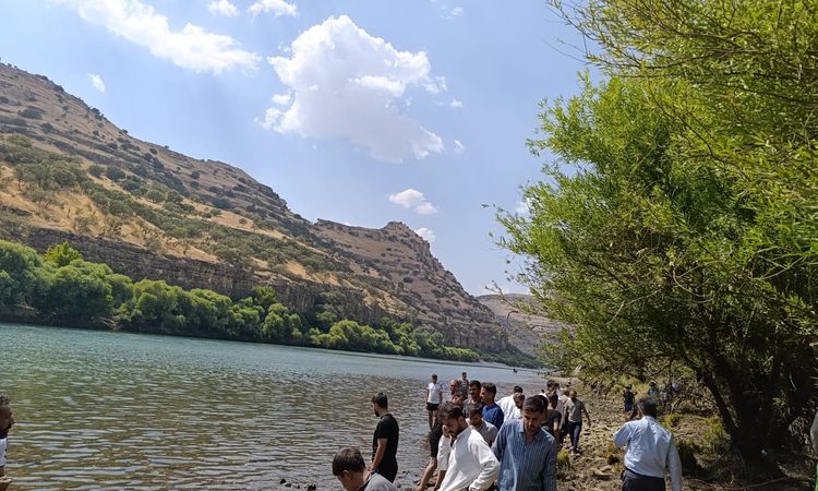Son Gelişme: Serinlemek için Dicle Nehri'ne giren Yeşim boğuldu - Son Dakika