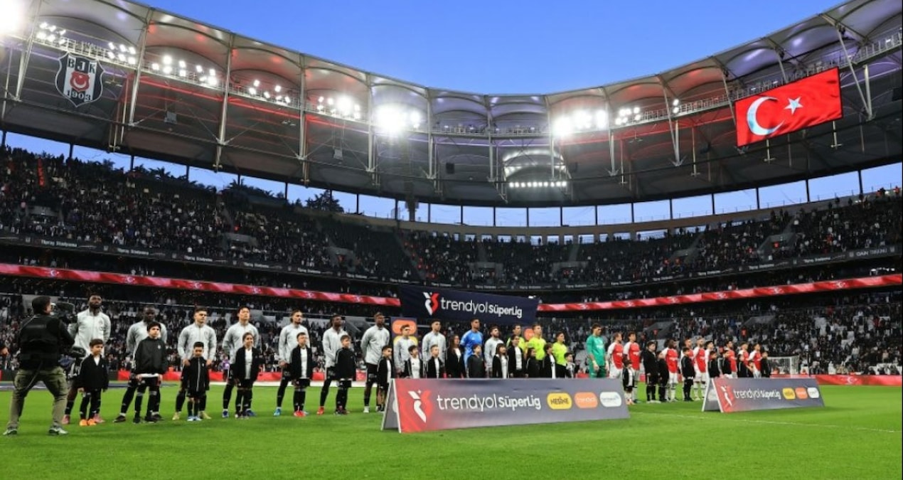 Kritik Açıklama: Sessiz maçta gür ses! Beşiktaş taraftarından madencilere destek - Son Dakika | İşte Tüm Ayrın