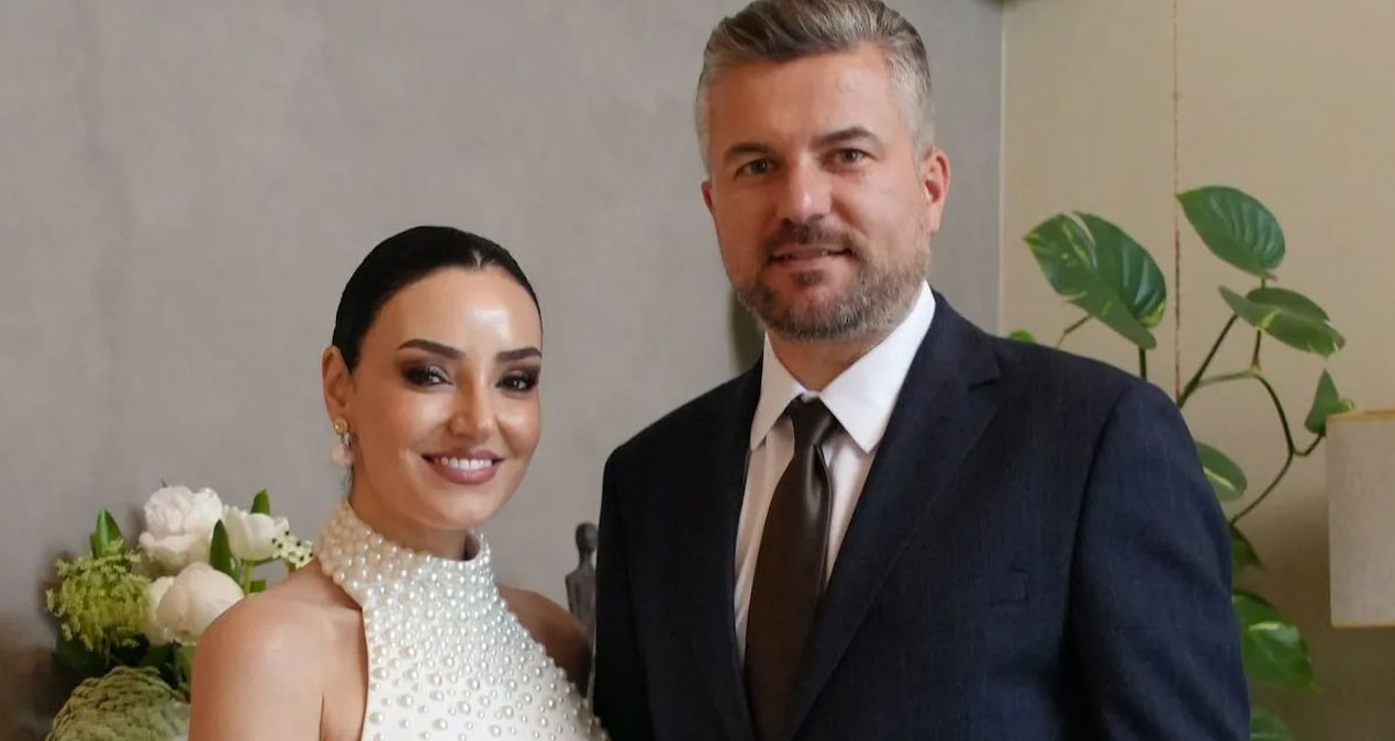 Ayrıntılar Netleşti: Sevcan Orhan ile Buca Belediye Başkanı Görkem Duman nişanlandı - En Son Haber - Son Dakik