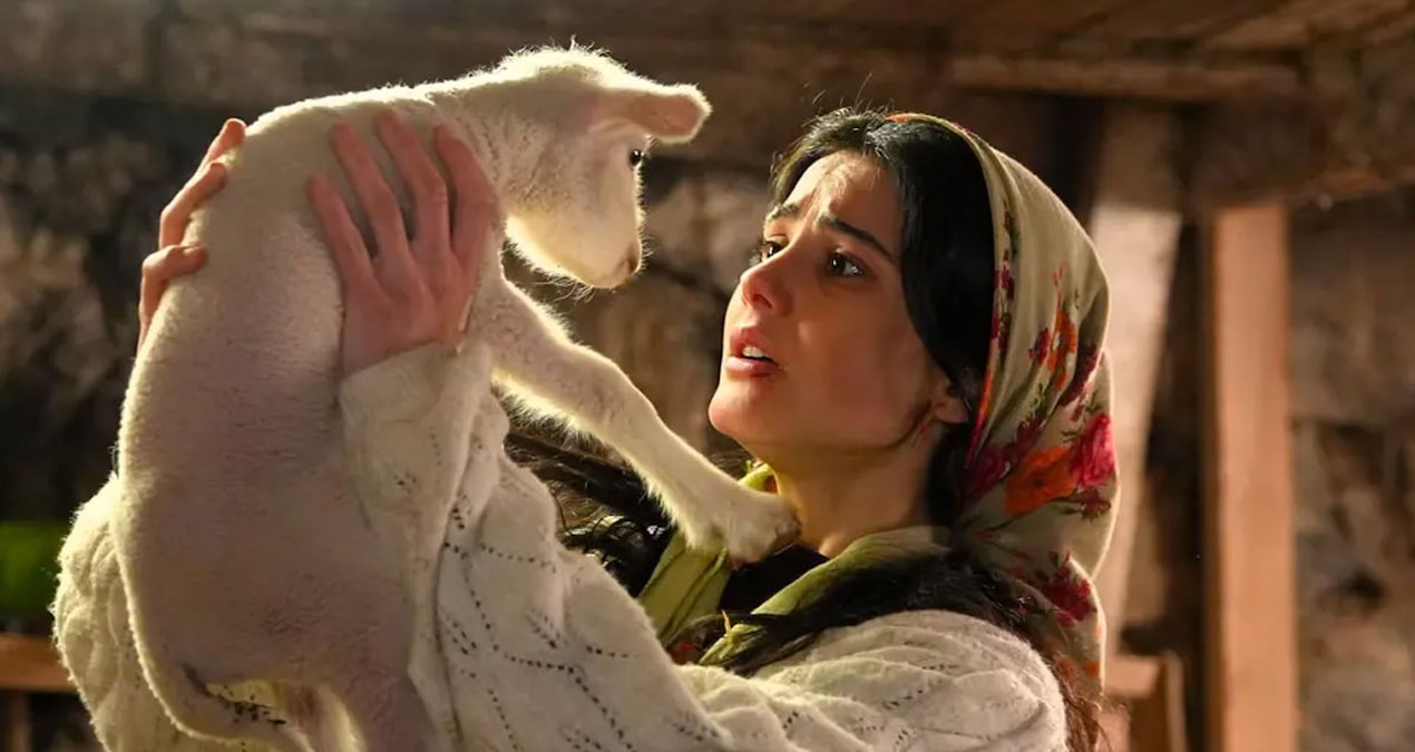 Gündemden Son Bilgiler: Sevdiğim Sensin'in Dicle'si Helin Kandemir bu kez bambaşka: Maskülen tarzını görenler