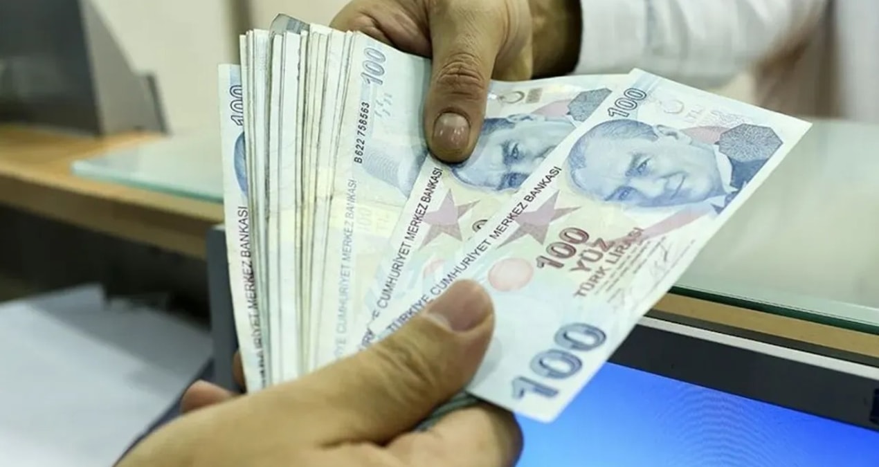 Son Gelişme: SGK düğmeye bastı: Yüz binlerce kişinin emekliliği iptal edildi - Son Dakika Haberleri: Gelişmele