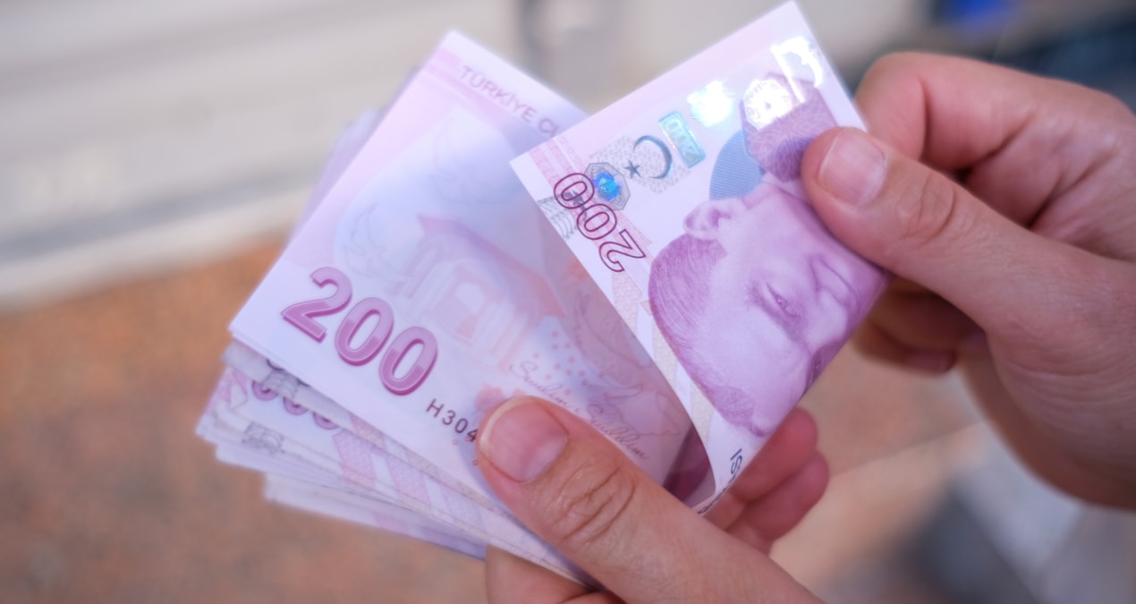 SGK kamuoyuna ilan etti: Bu kişilerin emekli maaşına nisanda ek zam yapılacak - En Son Haber - Son Dakika Bilg