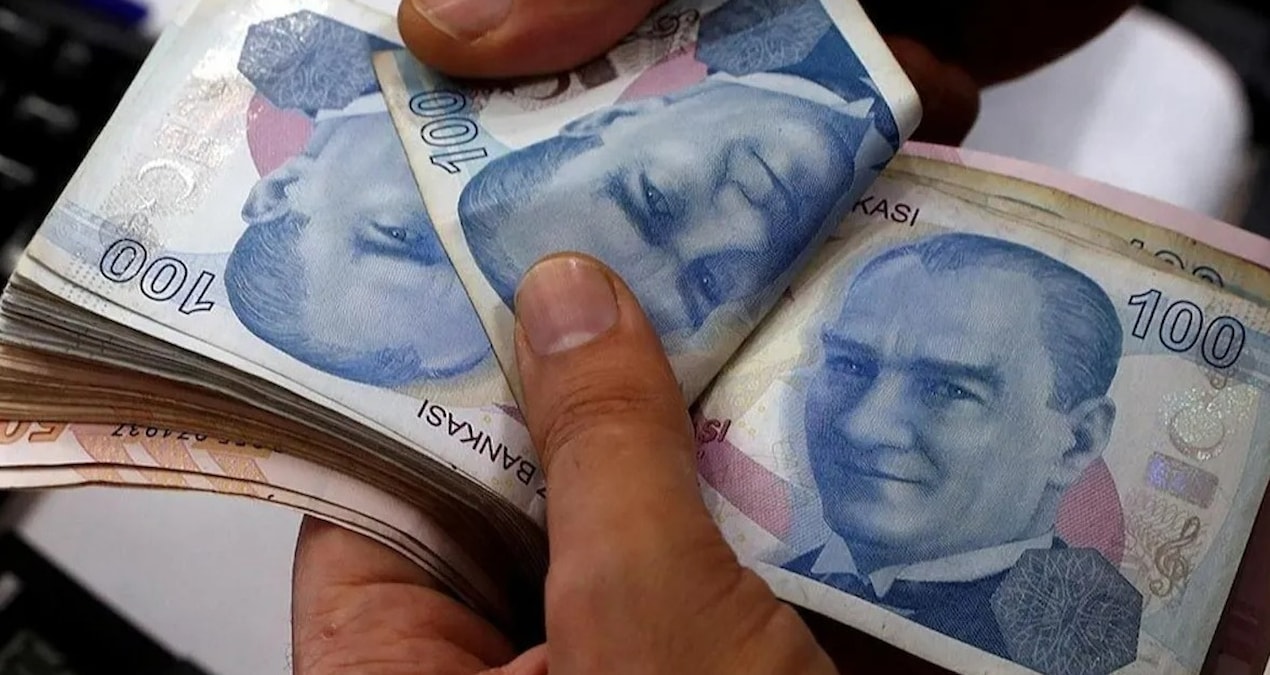 Son Gelişme: SGK Uzmanı Özgür Erdursun 'Sakın yapmayın' diye uyardı: Emekliliğiniz tamamen iptal olabilir! - S
