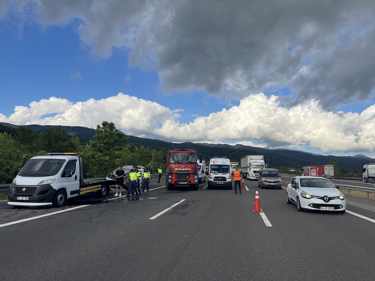 Hot Development: 4 people were injured in the accident that occurred in the safety lane on the Anatolian Highway and Latest Developments
