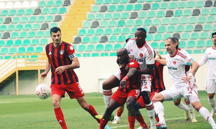 Sıcak Gündem: 1. Lig'in 11. haftasında Vanspor FK, Akhisar'da Ümraniyespor'a 2-0 mağlup oldu - Son Dakika Bilg