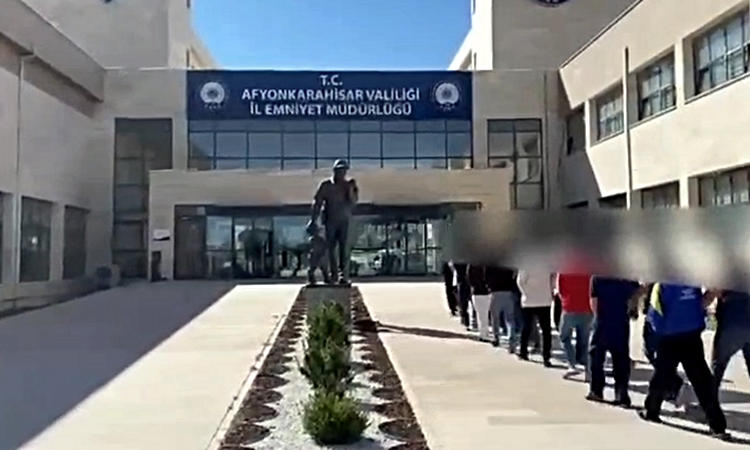 Sıcak Gündem: 105 milyon liralık yasa dışı bahis operasyonuna 9 tutuklama ve Merak Edilenler