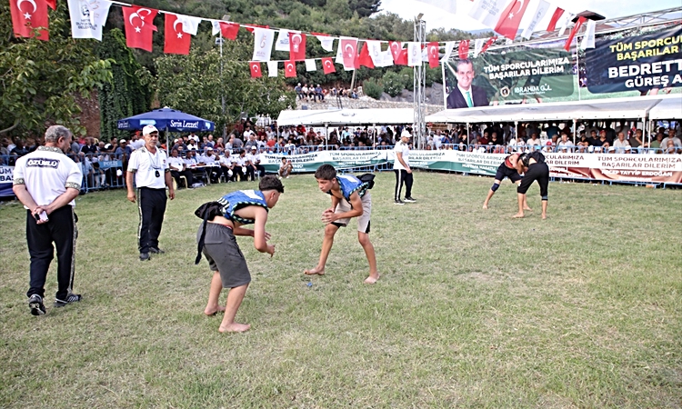 Sıcak Gündem: 15. Belen Yayla Şenlikleri ve Aba Güreşleri'nde başpehlivanlığı Ahmet Çağatay kazandı