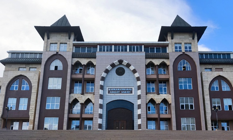 Sıcak Gündem: 19 kişinin öldüğü Fazilet Apartmanı davasında ek rapor fırınla illiyet bağı kurmadı | İşte Tüm A