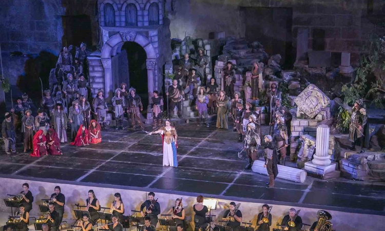 Sıcak Gündem: 33. Uluslararası Aspendos Opera ve Bale Festivali ’Attila’ ile resmen start aldı - Son Dakika Bi