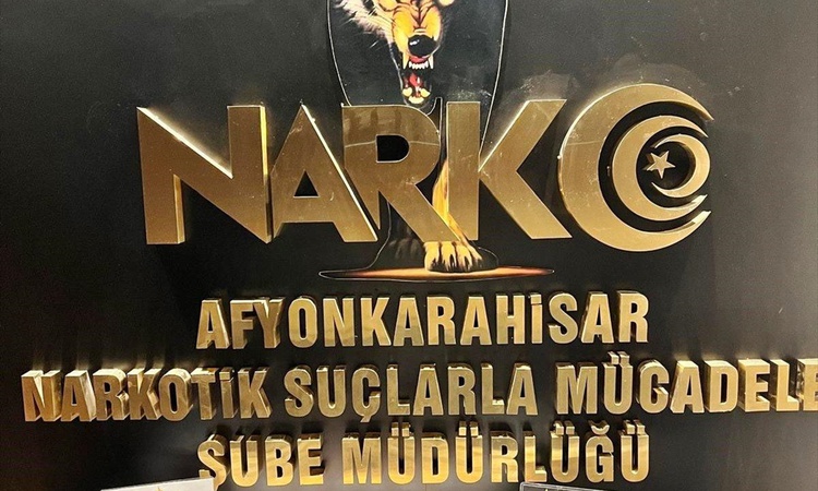 Sıcak Gündem: Afyonkarahisar'da otomobilde bin 40 uyuşturucu hap ele geçirildi, 2 kişi hakkında tutuklama kara