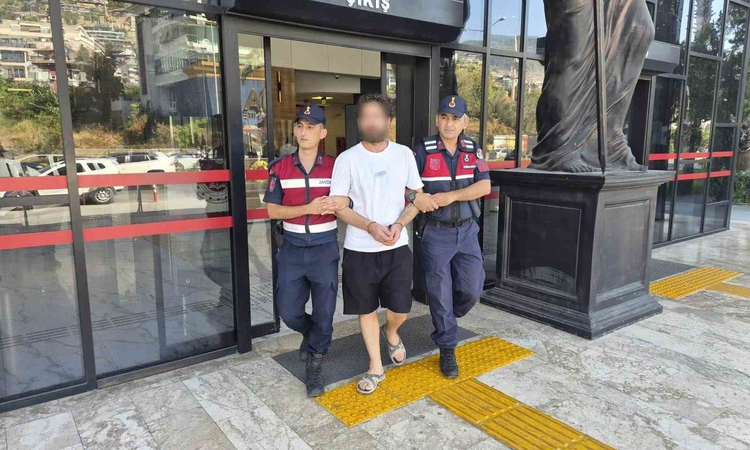 Sıcak Gündem: Alanya’da 7 yıl 8 ay hapis cezasıyla aranan hükümlü yakalandı | İşte Tüm Ayrıntılar