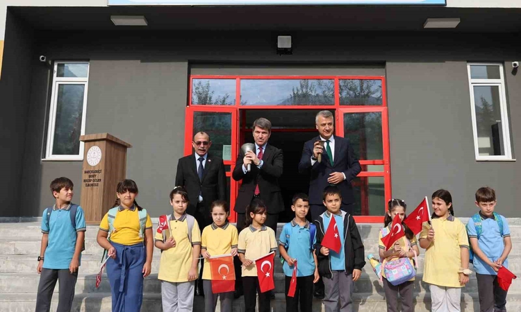 Sıcak Gündem: Amasya’da 51 bin 231 öğrenci ders başı yaptı ve Merak Edilenler