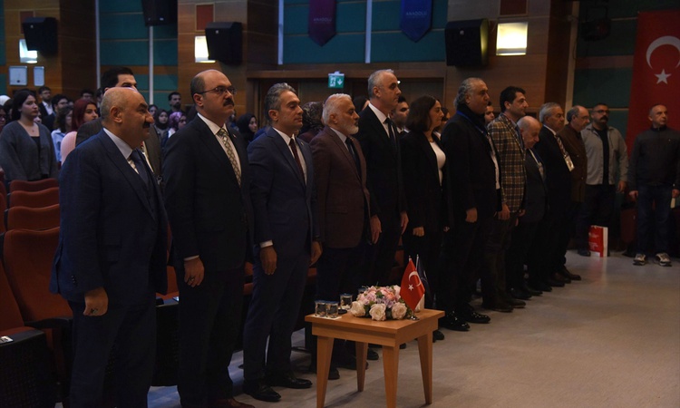 Sıcak Gündem: Anadolu Üniversitesinde ceza ve muhakeme hukuku kongresi Özcan Uçkan anısına resmen start aldı