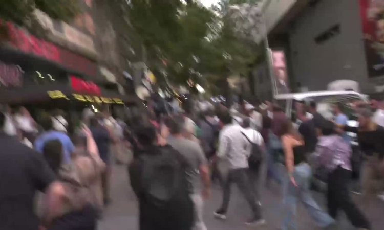 Sıcak Gündem: Ankara'da LGBTİ+'lara yönelik operasyonlara karşı protestoya polis müdahalesi
