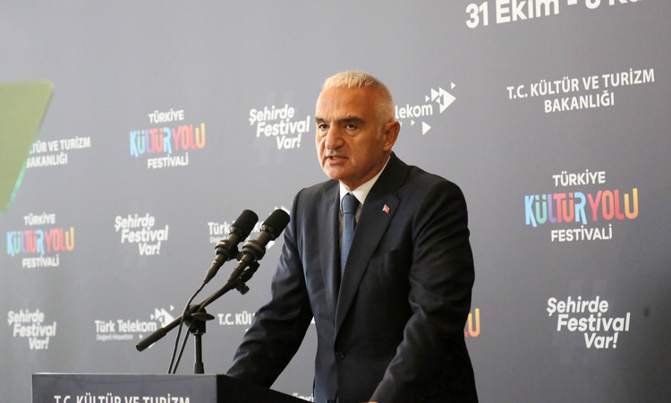 Sıcak Gündem: Antalya Kültür Yolu Festivali 40'tan fazla mekanda 440'tan fazla etkinlikle açıldı ve Merak Edil