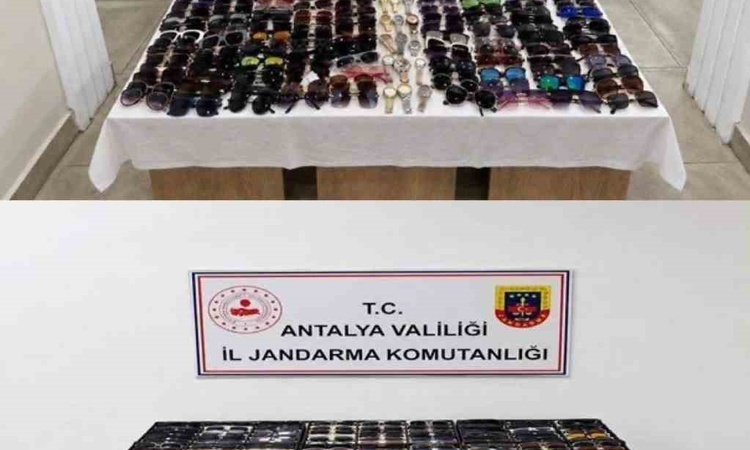 Sıcak Gündem: Antalya'da operasyonda 3 bin 940 güneş gözlüğü ve bin 187 saat ele geçirildi - Son Dakika Bilgil
