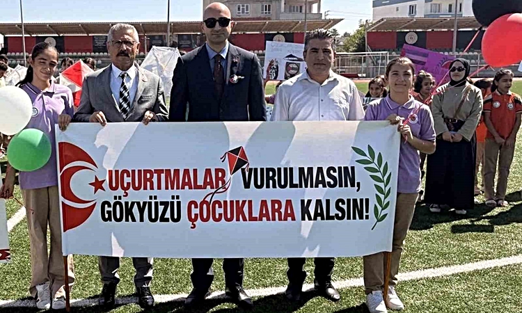 Sıcak Gündem: Araban’da uçurtmalar Gazze’deki çocuklar için gökyüzüne artış grafiği çizdi