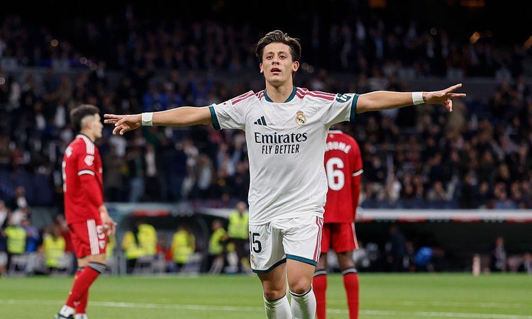 Sıcak Gündem: Arda Güler, Roma'da iki asistle Real Madrid'de orta saha tartışmasını yeniden açtı