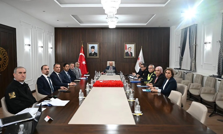 Sıcak Gündem: Aydın'da üniversite ve yurt güvenliği Vali Varol başkanlığında görüşüldü: Gelişmeler Takip Edili