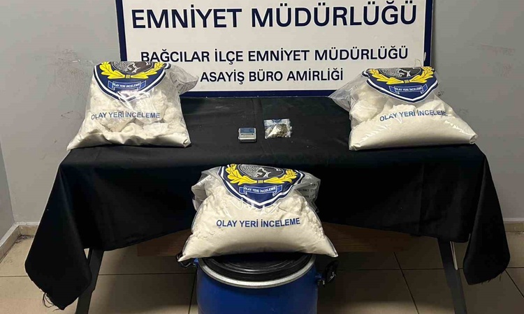 Sıcak Gündem: Bağcılar'da depo operasyonunda 22 kilo 970 gram uyuşturucu ham maddesi ele geçirildi: Gelişmeler