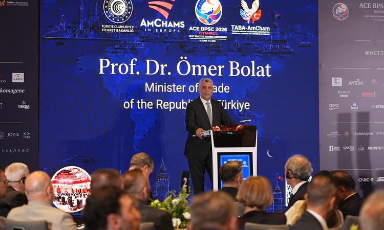 Sıcak Gündem: Bakan Bolat: Türkiye-ABD ticareti en geç 2028'de 50 milyar doları yakalayabilir ve Merak Edilenl