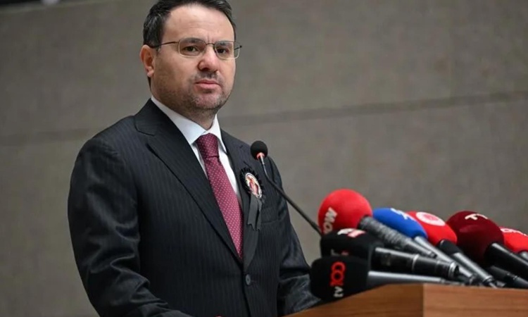 Sıcak Gündem: Bakan Gürlek kamuoyuna ilan etti! 39 ilde yatırım dolandırıcılığı operasyonu: 5 kuyumcu şirketi