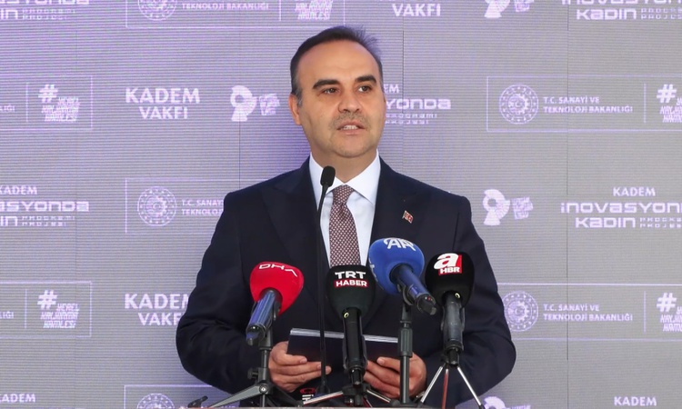 Sıcak Gündem: Bakan Kacır: Türk kadınlarının gerçek potansiyelini harekete geçirecek zemini oluşturmak ortak h