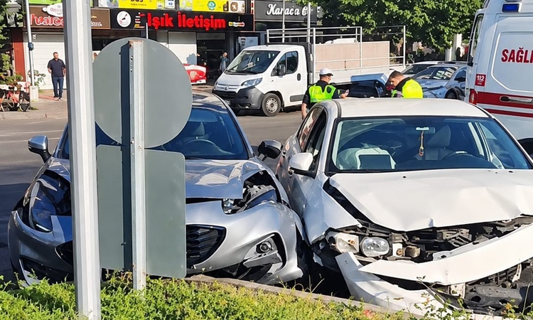 Sıcak Gündem: Batman’da trafik kazası: 1 yaralı - Son Dakika Bilgileri